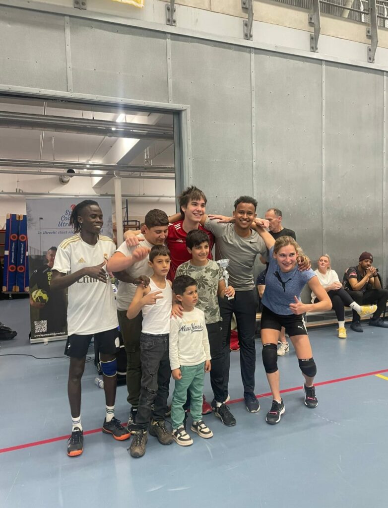 AZCs participate in soccer match Sport Coalitie Utrecht