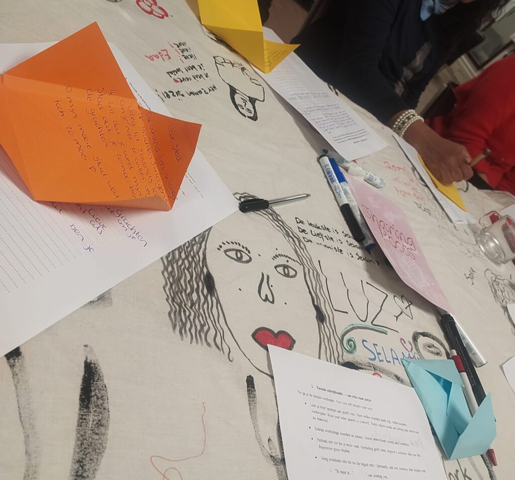 Vrouwenavonden bij asielbuurtcentrum Pahud